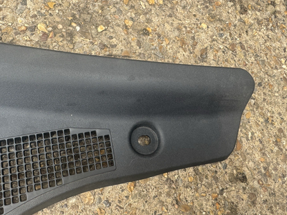2023-25 RANGE ROVER FRONT RIGHT SIDE TRIM ACCESS VENT GRILL L461 L460