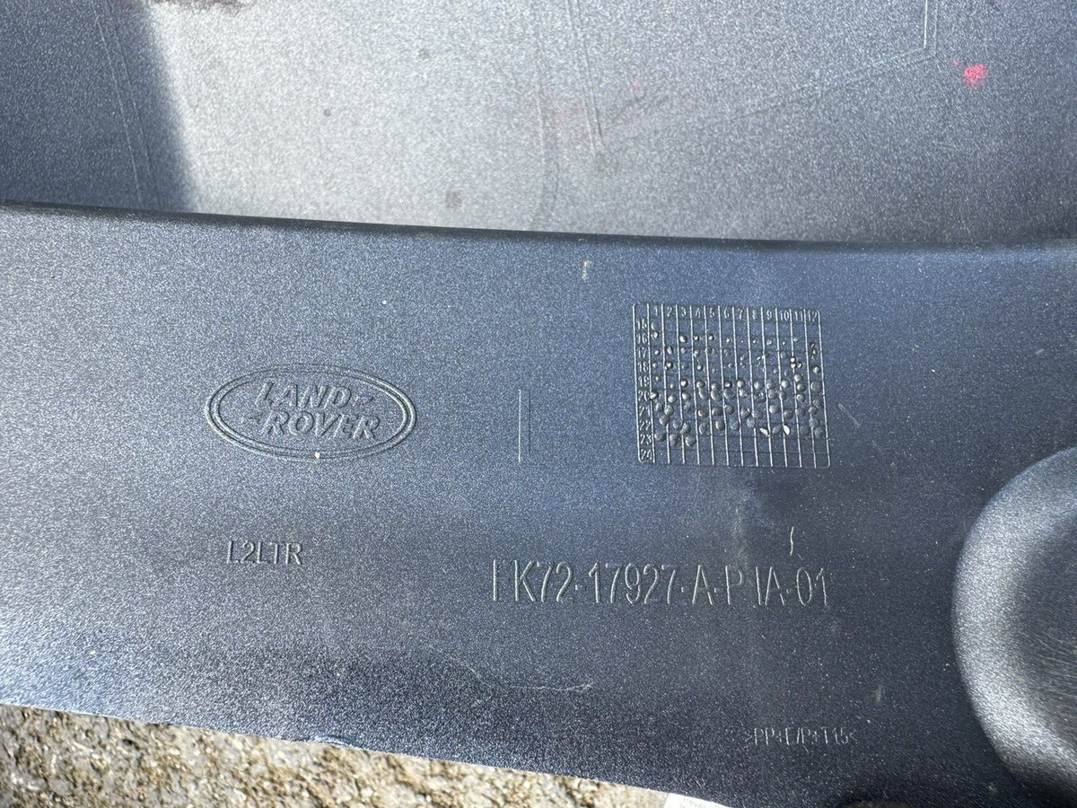 Land Rover Discovery Sport 後保桿左側角板 FK72-17927-A 原廠件