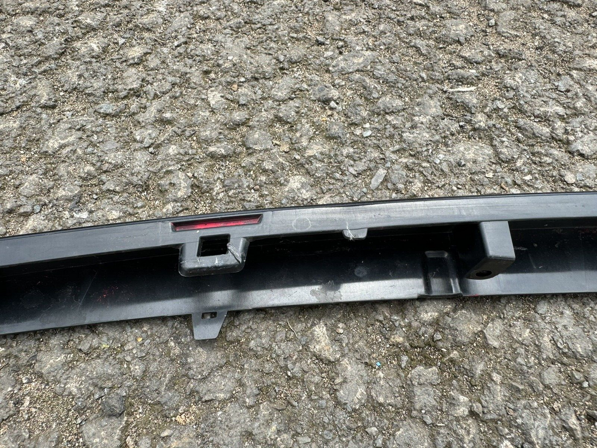อะไหล่แท้ RANGE ROVER EVOQUE คิ้วกันชนหลัง K8D2-17775-AC