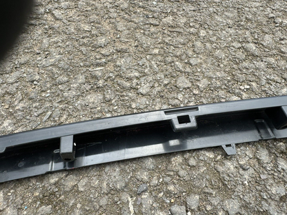 อะไหล่แท้ RANGE ROVER EVOQUE คิ้วกันชนหลัง K8D2-17775-AC