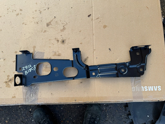 m8e2-16150-ae Land Rover Jaguar Halter m8e216150ae