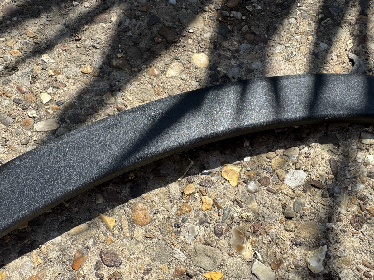 Polestar 2 Front arch trim 32216405 LH