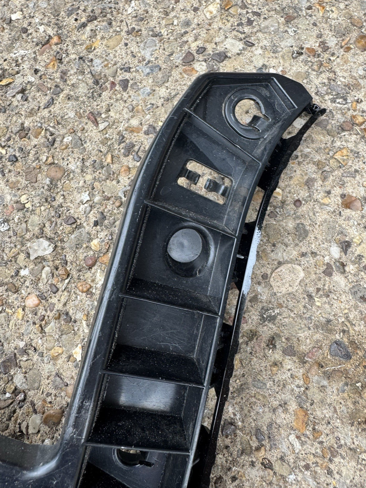 GENUINE MERCEDES GLA H247 REAR BUMPER RIGHT BRACKET 2019-2024 A2478851200