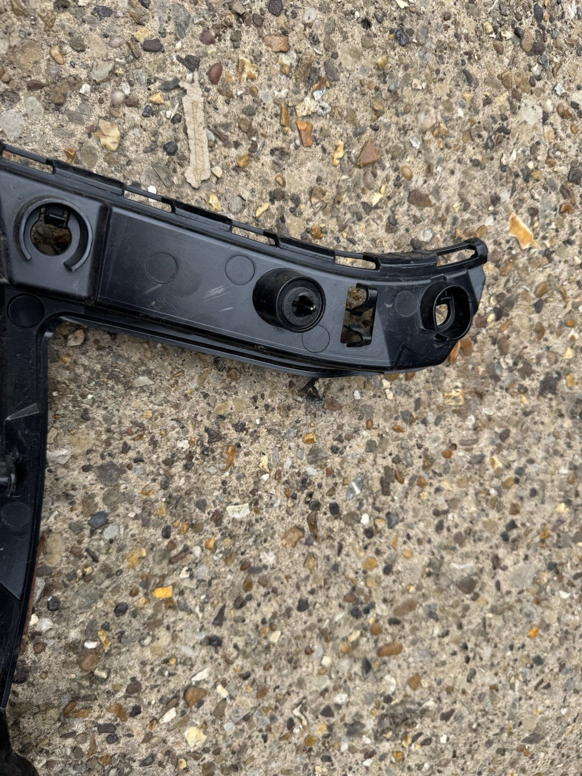 GENUINE MERCEDES GLA H247 REAR BUMPER RIGHT BRACKET 2019-2024 A2478851200