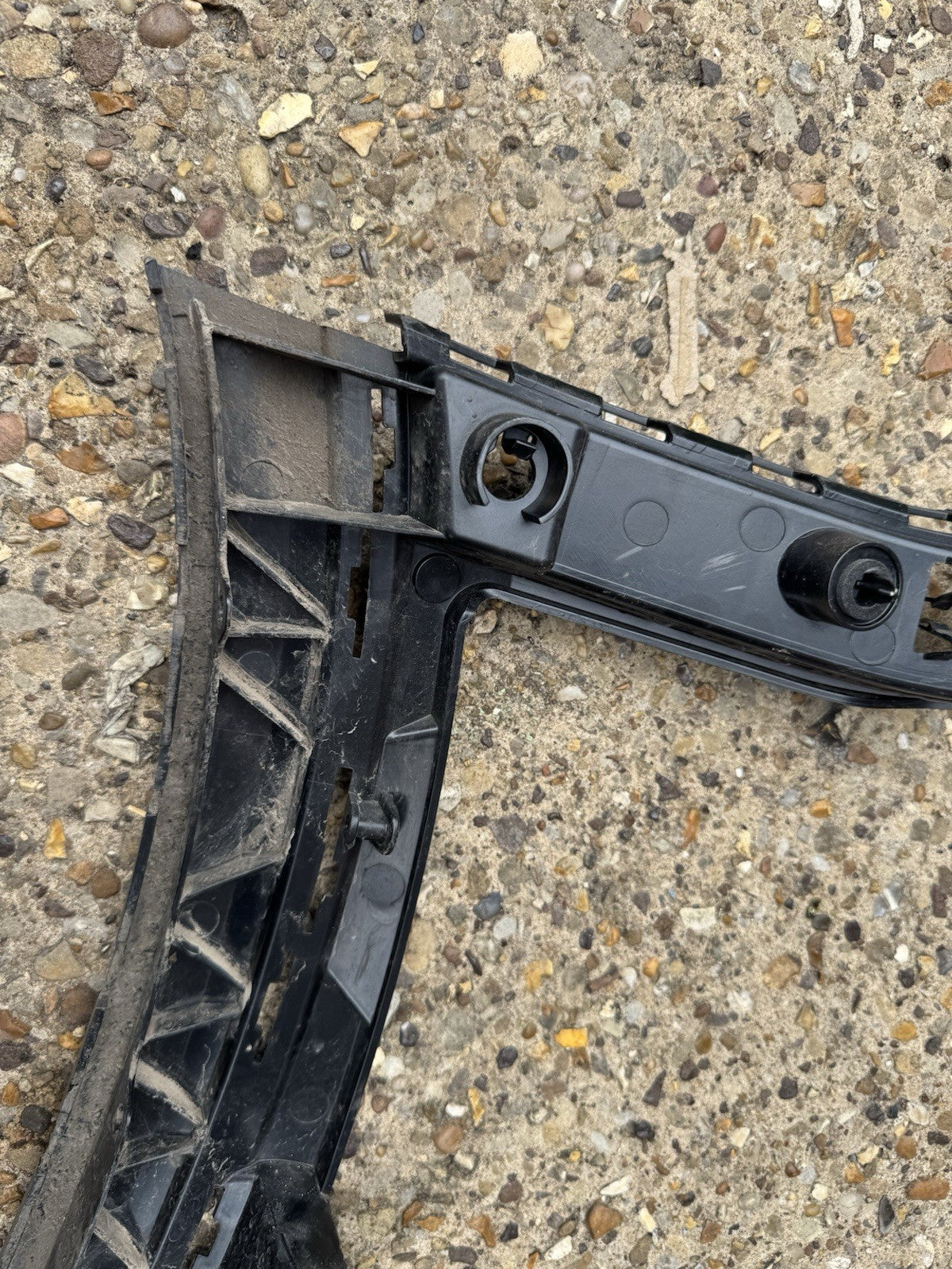 GENUINE MERCEDES GLA H247 REAR BUMPER RIGHT BRACKET 2019-2024 A2478851200
