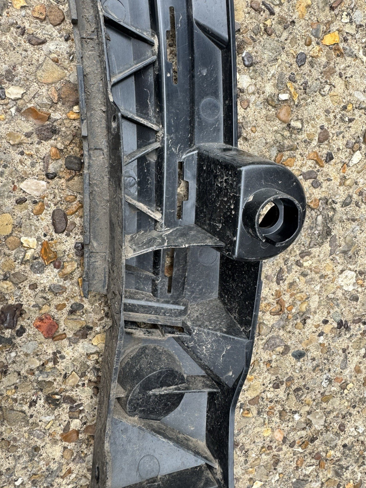 GENUINE MERCEDES GLA H247 REAR BUMPER RIGHT BRACKET 2019-2024 A2478851200