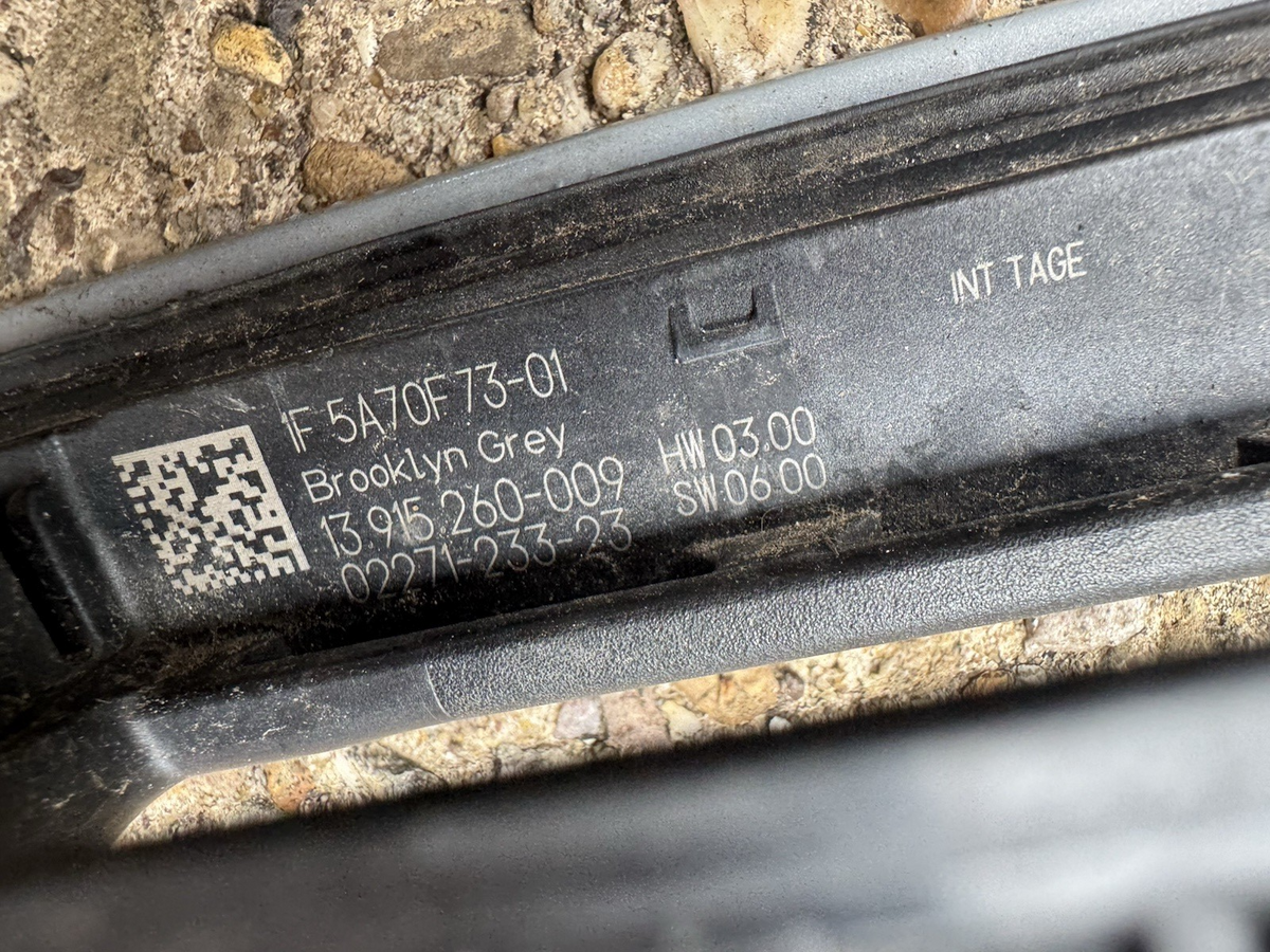 1f 5a79f73-01 bmw handle 13.915.260-009