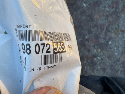 Peredam Penguat Bumper Belakang Citroen DS No Part 98 072 565 80