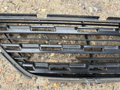 damaged Bumper Grill For Peugeot 308 2Nd Series AA38247938 EB2DT/HNP (13 )