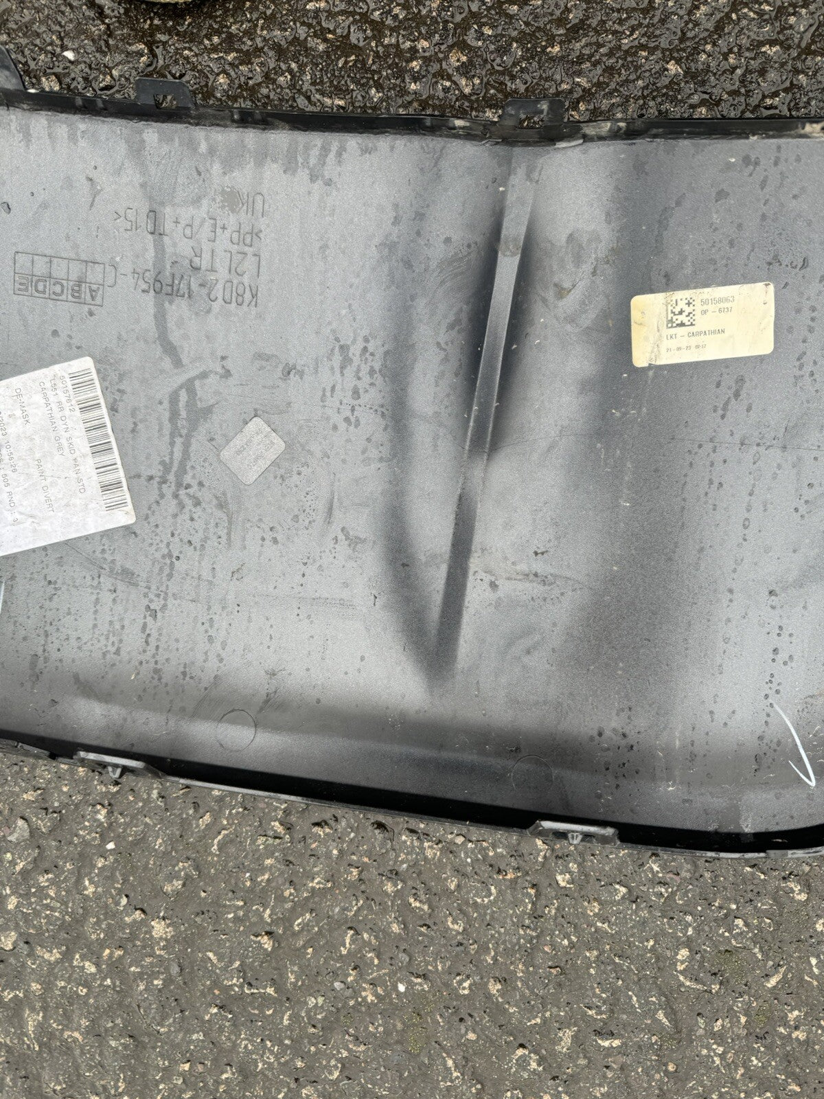 2019-2023 SPOILER BAWAH BUMPER BELAKANG RANGE ROVER EVOQUE L551 K8D2-17F954C