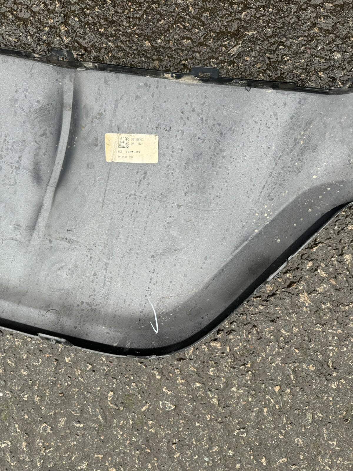 2019-2023 SPOILER BAWAH BUMPER BELAKANG RANGE ROVER EVOQUE L551 K8D2-17F954C