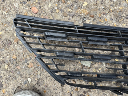 damaged Bumper Grill For Peugeot 308 2Nd Series AA38247938 EB2DT/HNP (13 )