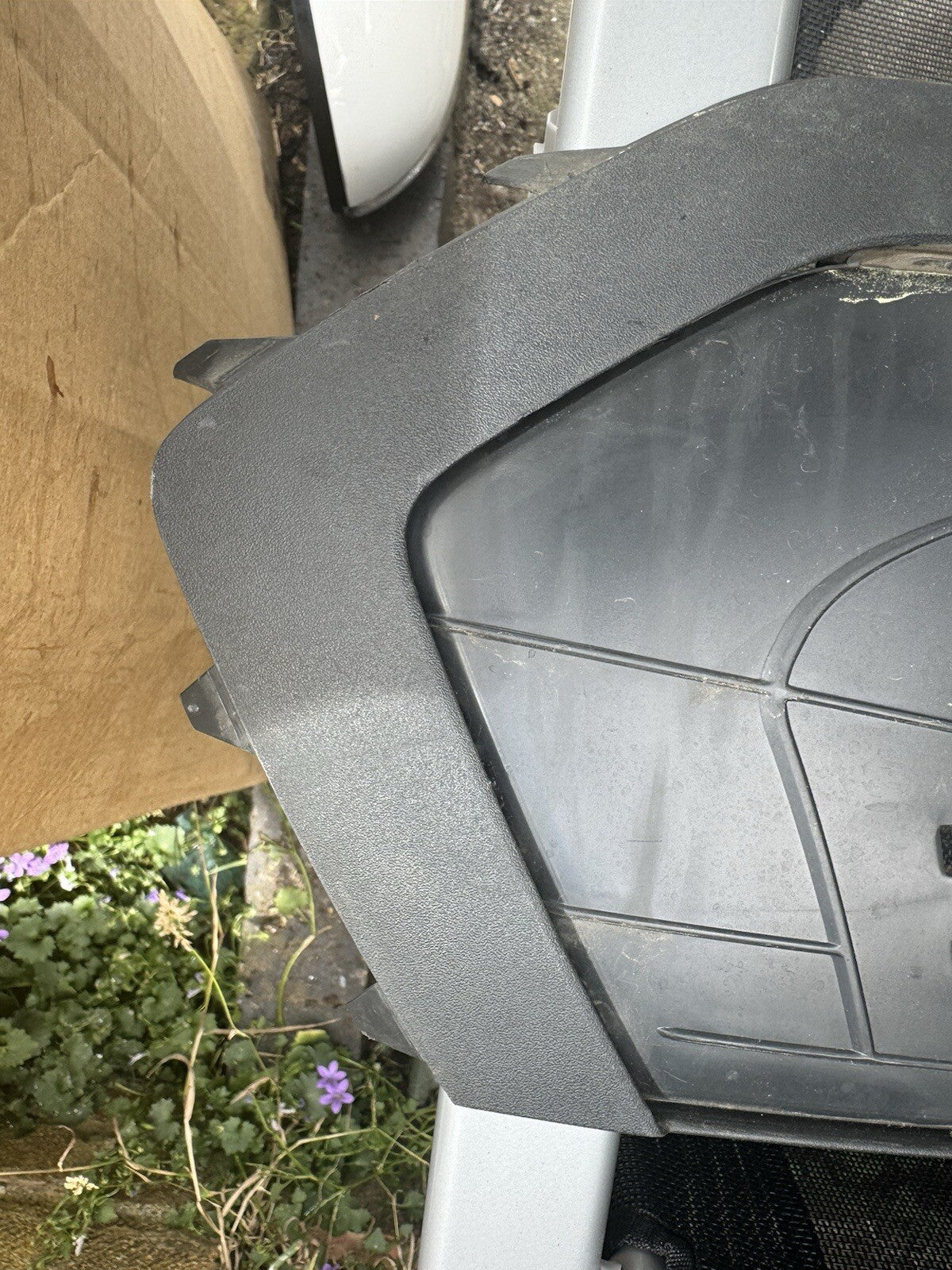 Untuk Audi Q5 FY SPORTBACK 2021 - spoiler kanan bumper belakang 80F807320