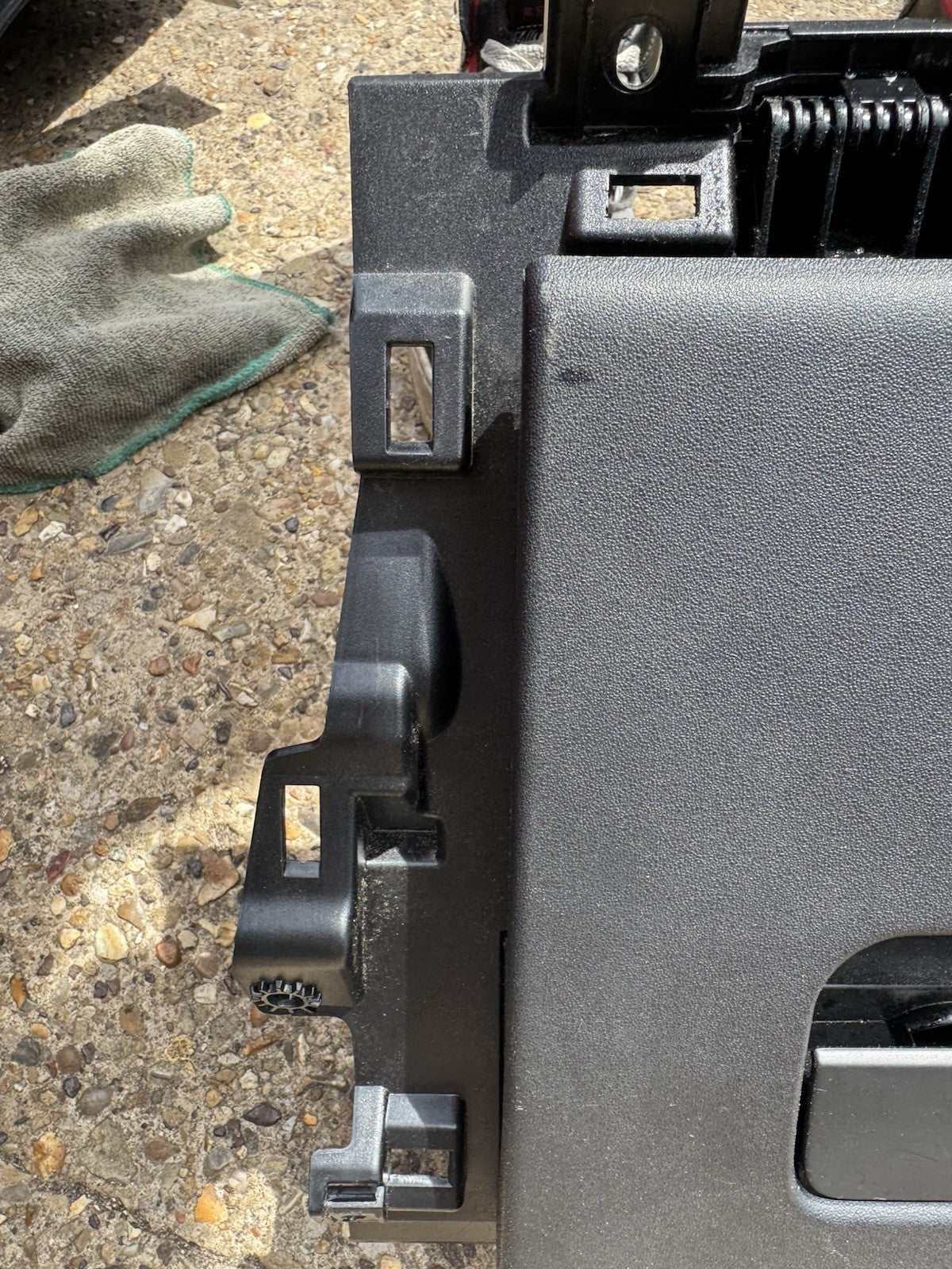 Land Rover Discovery Sport L550 2019-2024 Facelift Glove Box K8D2-060T10-B