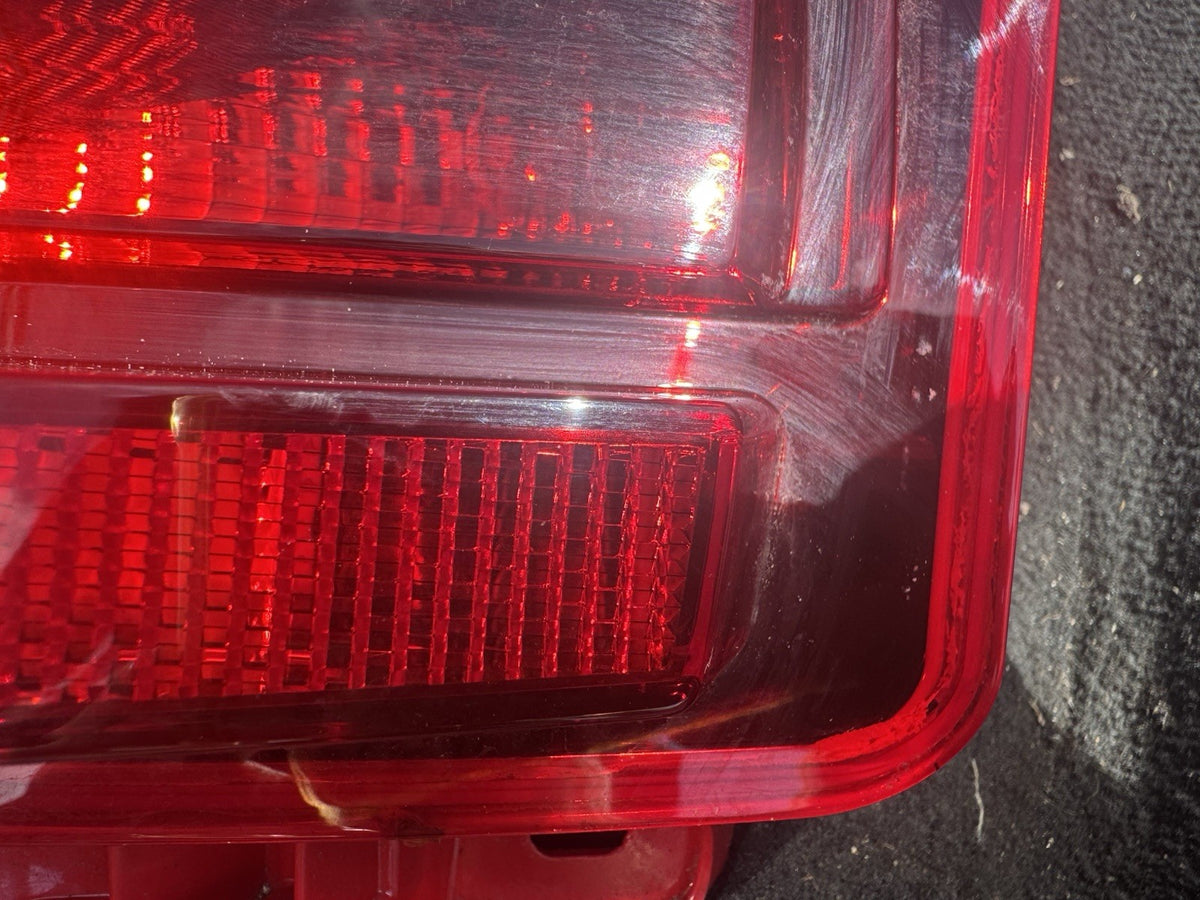 KIA SPORTAGE FOG LAMP REAR LEFT GT-LINE 92405R2100 MK5 NQ5 2021-2025