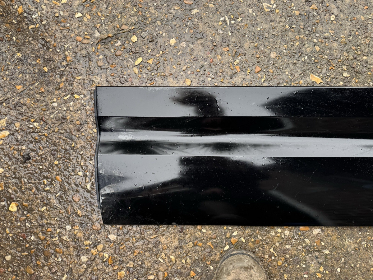 Land Rover Defender L663 Front Left Door Moulding 2020 ON L8B2-21065-D Genuine