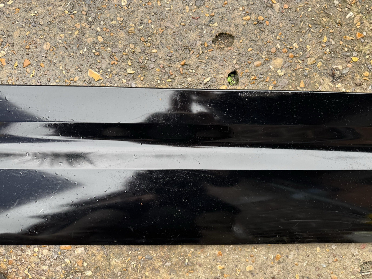 Land Rover Defender L663 Front Left Door Moulding 2020 ON L8B2-21065-D Genuine