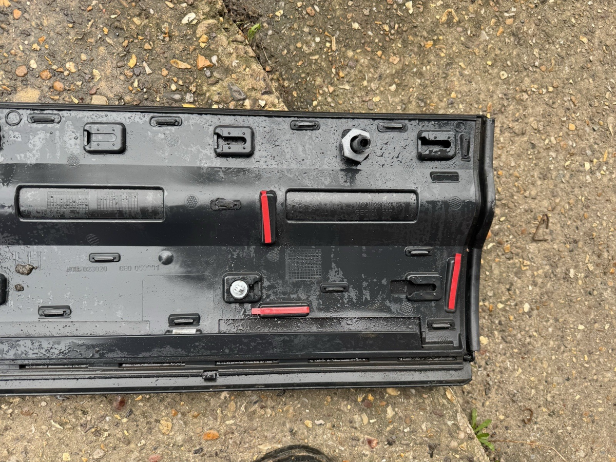 Land Rover Defender L663 Front Left Door Moulding 2020 ON L8B2-21065-D Genuine