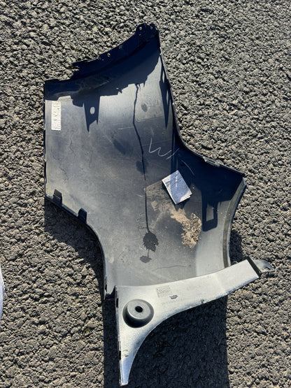 GENUINE LAND ROVER DISCOVERY SPORT L550 RIGHT REAR BUMPER CORNER