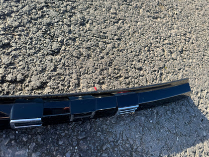 PORSCHE PANAMERA 971 ทริมครอบฝาท้ายกระโปรงหลัง 971827044 แท้
