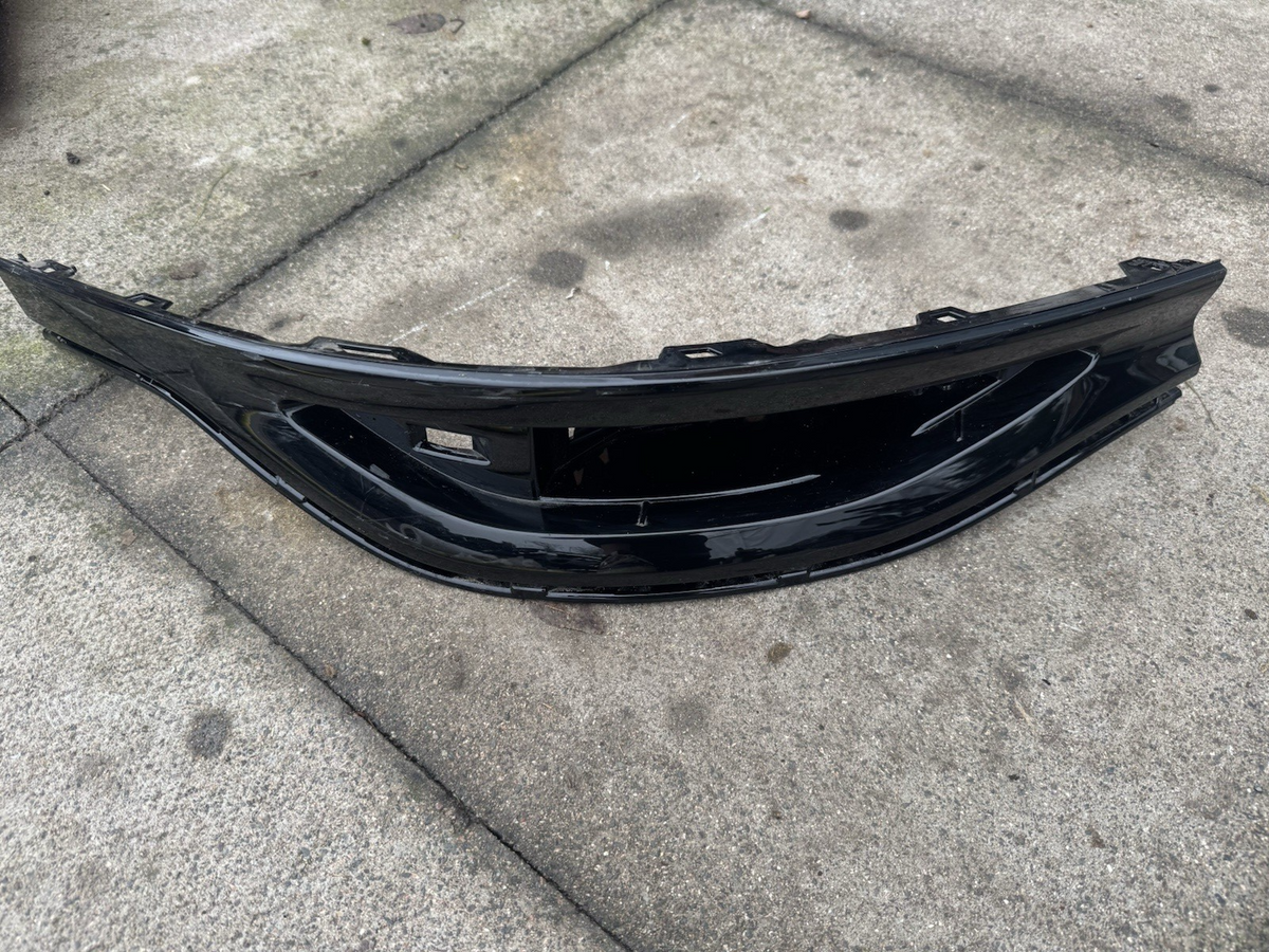 85h.853.555 Trim LH Audi