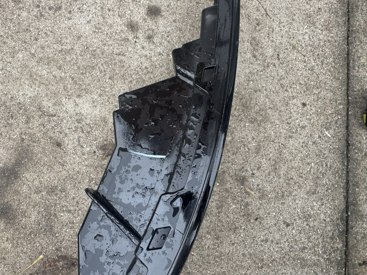 85h.853.555 Trim LH Audi