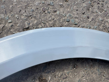 FORD PUMA ST LINE 2019-25 Trim Over Fender Belakang LH L1TB-S286D03 sisi PENGEMUDI
