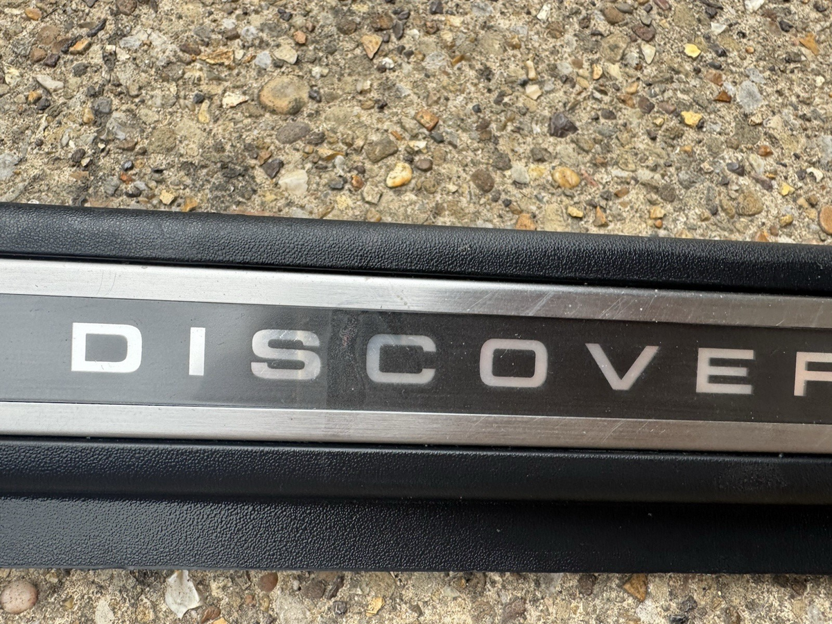 2024 Discovery Sport D L550 R Dynamic Sill Trim Drivers Front LK72-02348