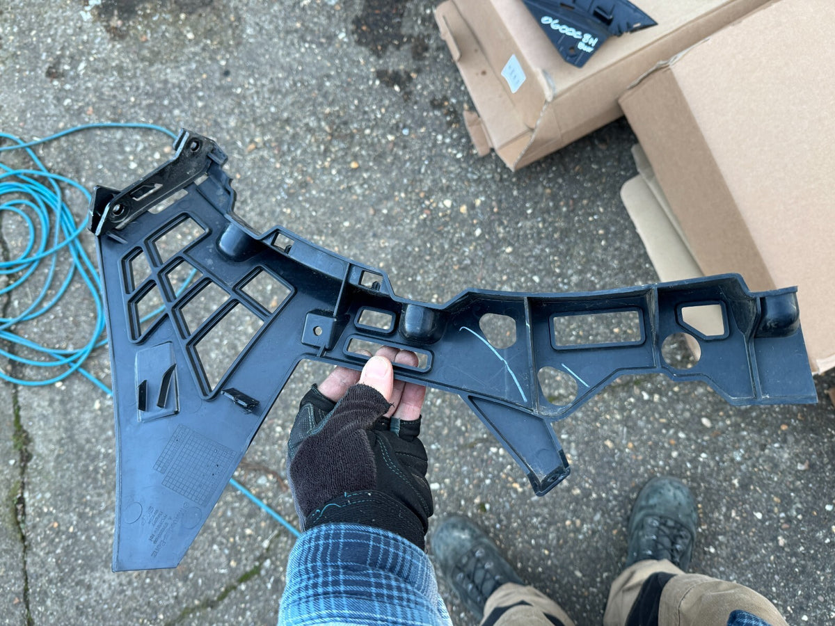 Mercedes A Class W177 Front Right Bumper Bracket Genuine A1778855400