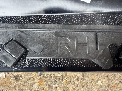 LAND ROVER DISCOVERY SPORT TD4 2013on D-Pillar Trim Right Side FK72-29148-AC