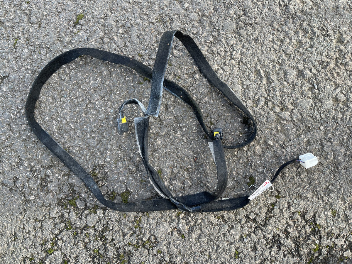 2020 Kabel Lampu Renault 241440760r/si