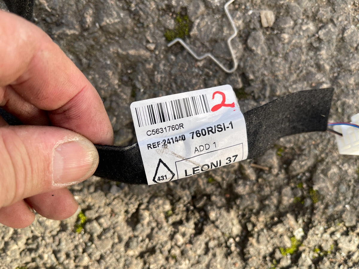 2020 Kabel Lampu Renault 241440760r/si