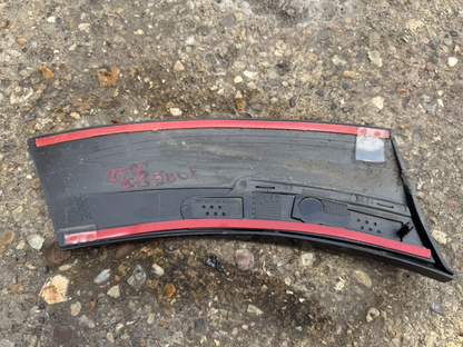 Volvo wheel arch trim 31650211 LH