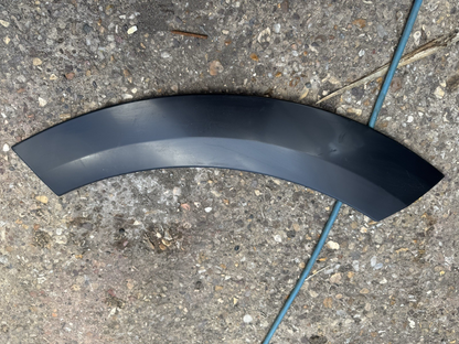 Genuine Volvo XC60 Left Rear Door Trim Moulding - Part Number 31650207