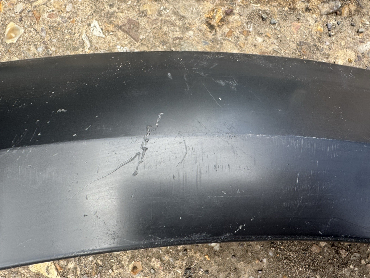 Volvo XC60 Wheel Arch Flare Moulding Genuine Front Left 39849250 2018-2023