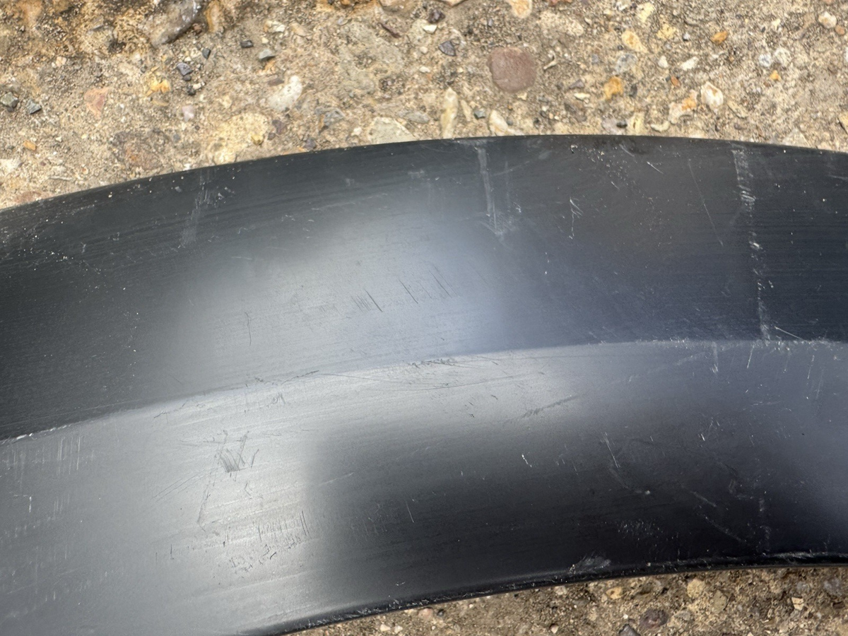 Volvo XC60 Wheel Arch Flare Moulding Genuine Front Left 39849250 2018-2023