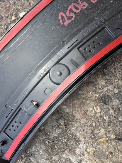Genuine Volvo XC60 Left Rear Door Trim Moulding - Part Number 31650207