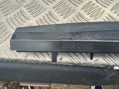 Peugeot 208 II air vent 9838101580