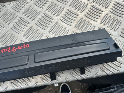 Peugeot 208 II air vent 9838101580