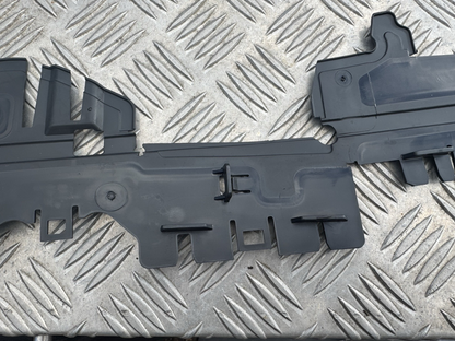 Peugeot 208 II air vent 9838100980