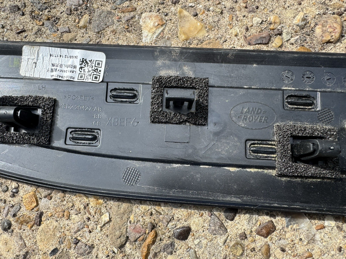 GENUINE RANGE ROVER EVOQUE L551 FRONT LEFT DOOR TRIM 2018-ON K8D229427AB