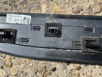 GENUINE RANGE ROVER EVOQUE L551 FRONT LEFT DOOR TRIM 2018-ON K8D229427AB