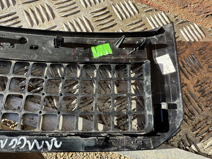 Land Rover Defender L663 Front Left Wing Air Vent Grill 2020 On N8B2-280B11-BA
