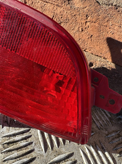 GENUINE VAUXHALL MOKKA REAR BUMPER FOG LIGHT REFLECTOR RIGHT 95418172 2012-2017
