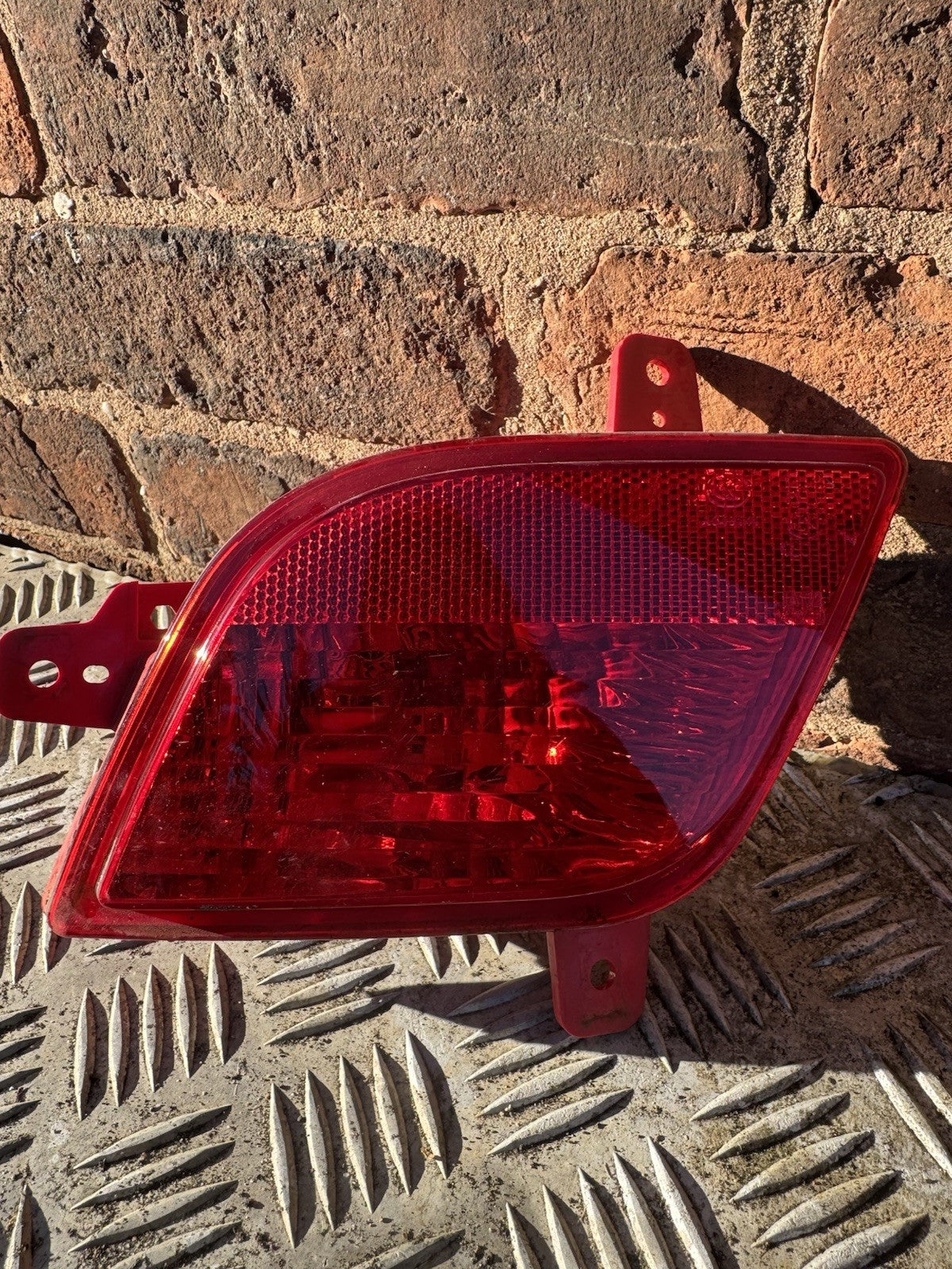 genuine Opel Mokka 2013 Left rear fog light 95418171 AML40926