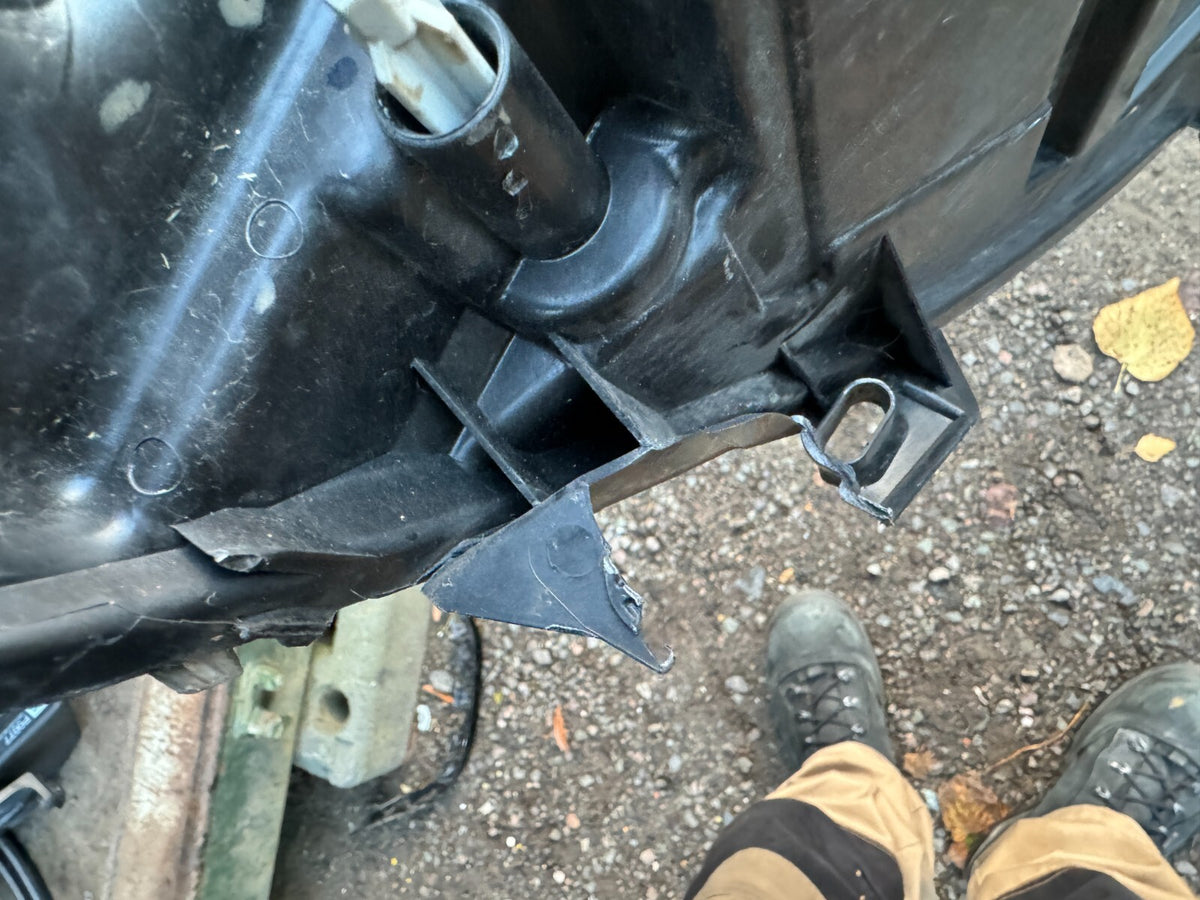 ไฟหน้าซ้าย Citroen Dispatch MK2 07-14 Passenger Nearside Left Side 89901163