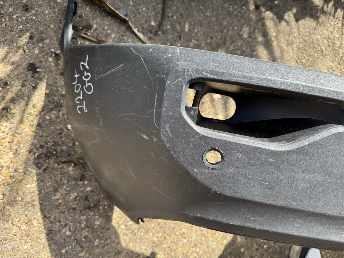 from 2022  GENUINE VOLVO XC40 REAR BUMPER LOWER SECTION 31449333