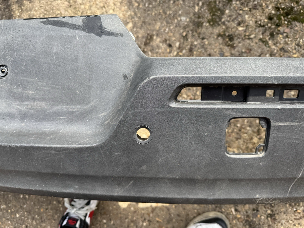 from 2022  GENUINE VOLVO XC40 REAR BUMPER LOWER SECTION 31449333
