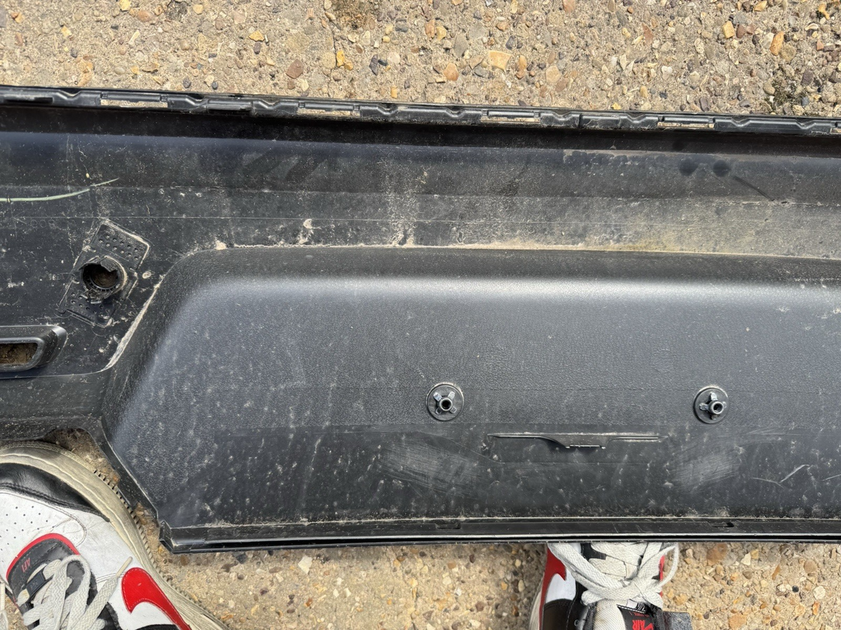 from 2022  GENUINE VOLVO XC40 REAR BUMPER LOWER SECTION 31449333