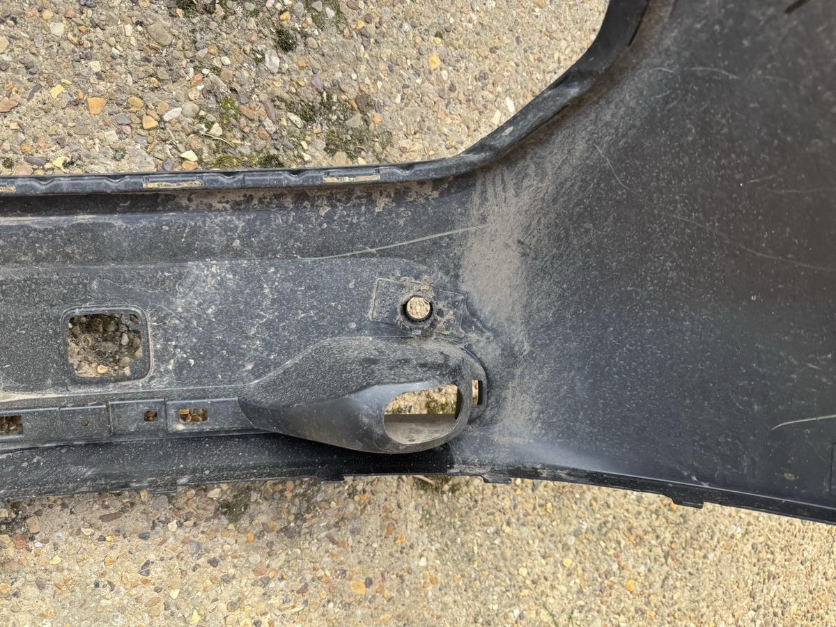 from 2022  GENUINE VOLVO XC40 REAR BUMPER LOWER SECTION 31449333
